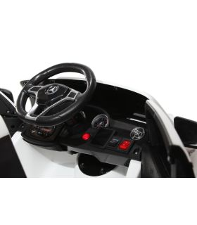 12V Mercedes GLA sous licence Blanc - Voiture Electrique Pour Enfants